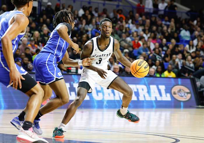 AAA Finals LR Central vs Bryant__00020